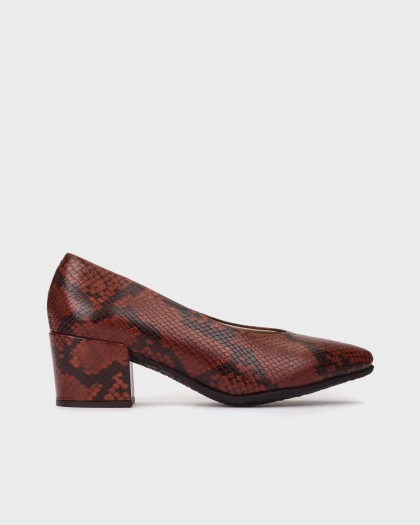 Wonders.com | Brown RUBIN 01 Pump E-7201 PYTON