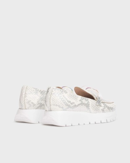 Wonders.com | White ROSE Moccasin A-2444 SILVER