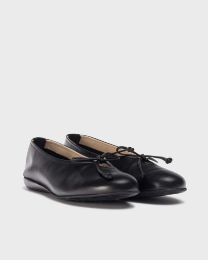Wonders.com | Black CELESTINA Ballerina A-61172 SAUVAG