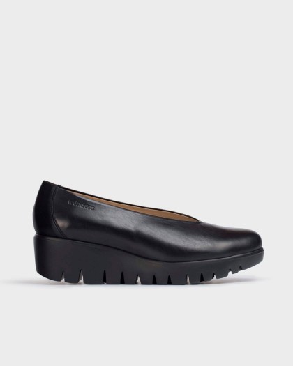 Wonders.com | Black FLY Shoe C-33100 NATURE