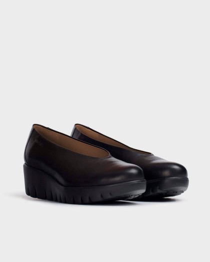 Wonders.com | Black FLY Shoe C-33100 NATURE