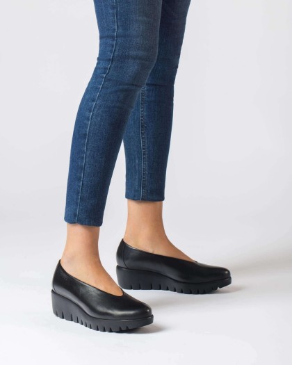 Wonders.com | Black FLY Shoe C-33100 NATURE