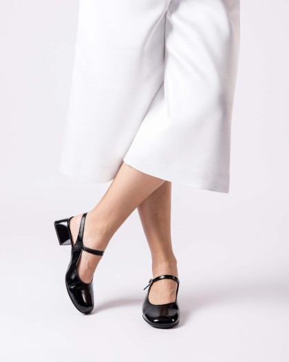 Wonders.com | Black VESNA Slingback D-1222 LACK