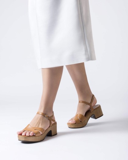 Wonders.com | Brown ELARA Sandal D-8853-P ISEO