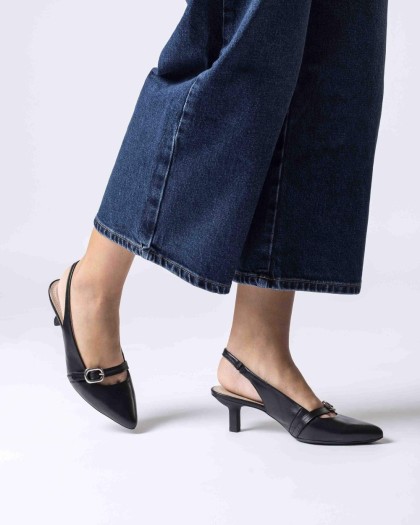 Wonders.com | Black GAIA Slingback G-7101 ISEO