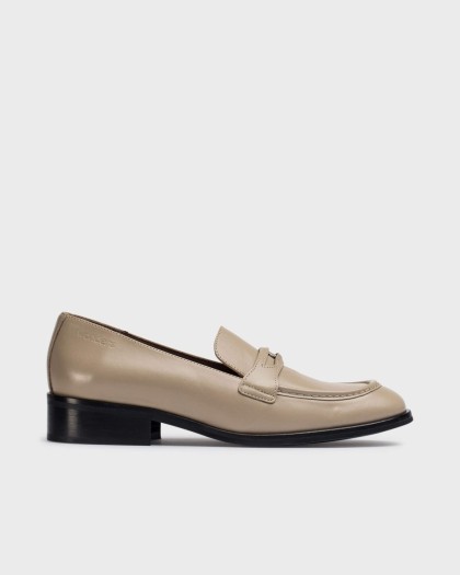 Mocasines DANDY fabricados en piel lisa color marrón