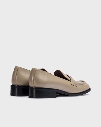 Mocasines marrones para mujer de suela flexible