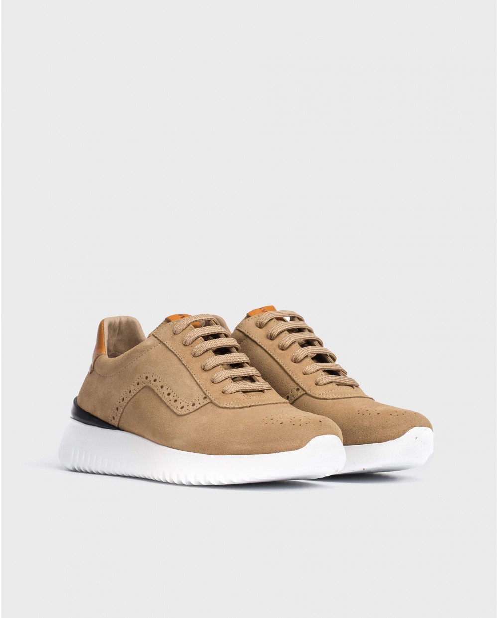 Perforated leather sneaker