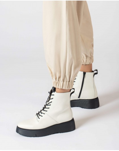 White Bristol Ankle boot