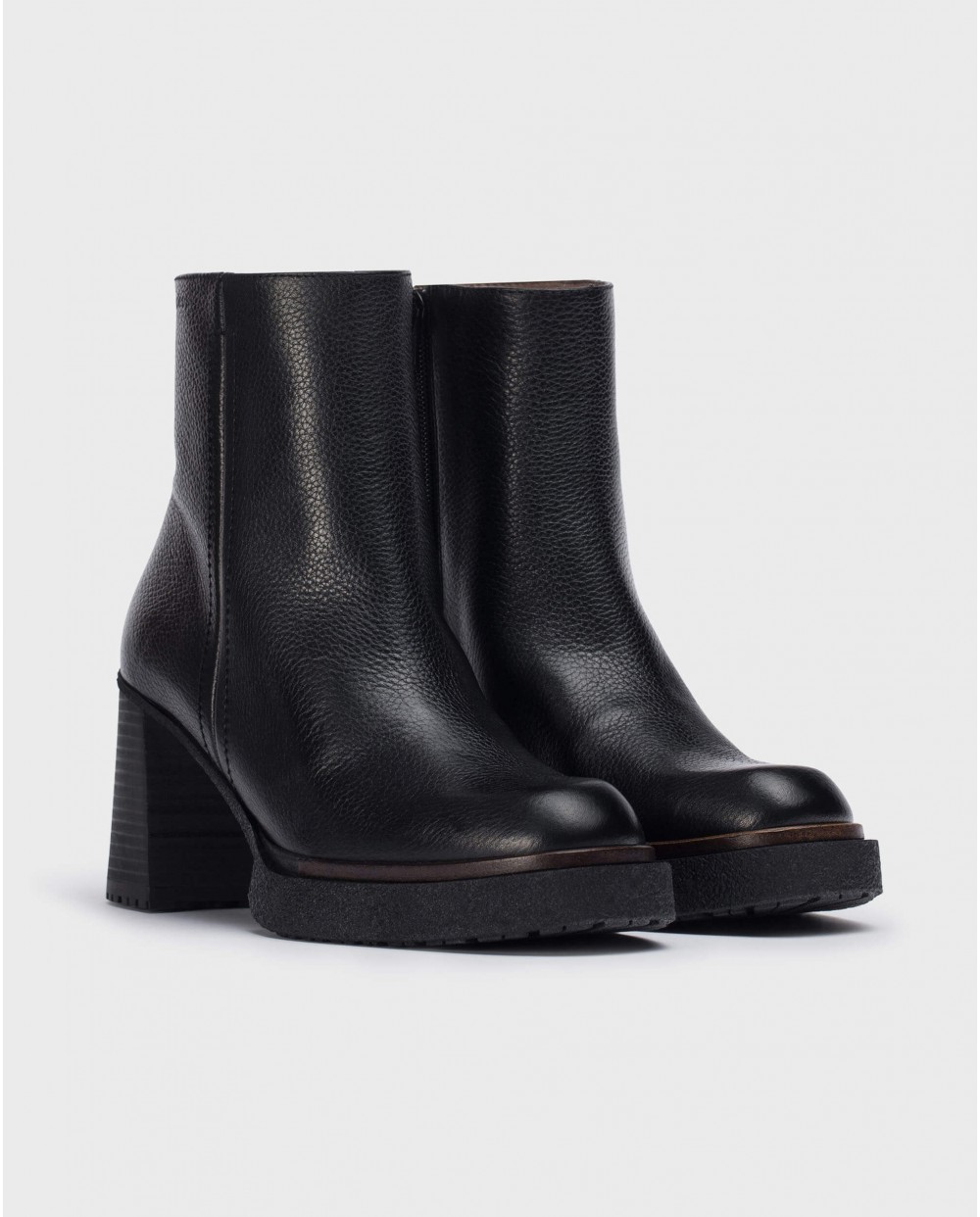 Black Miera Ankle boot