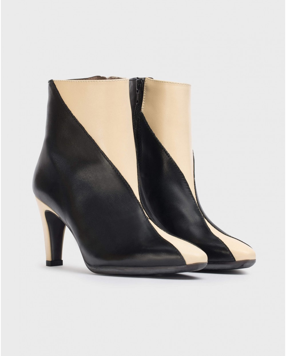 Bicolor Wind ankle boot