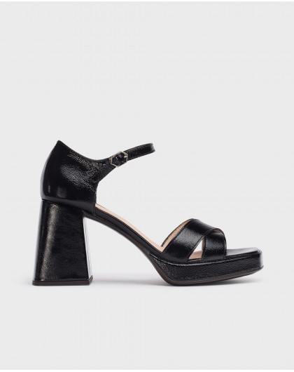 Black Julia sandal