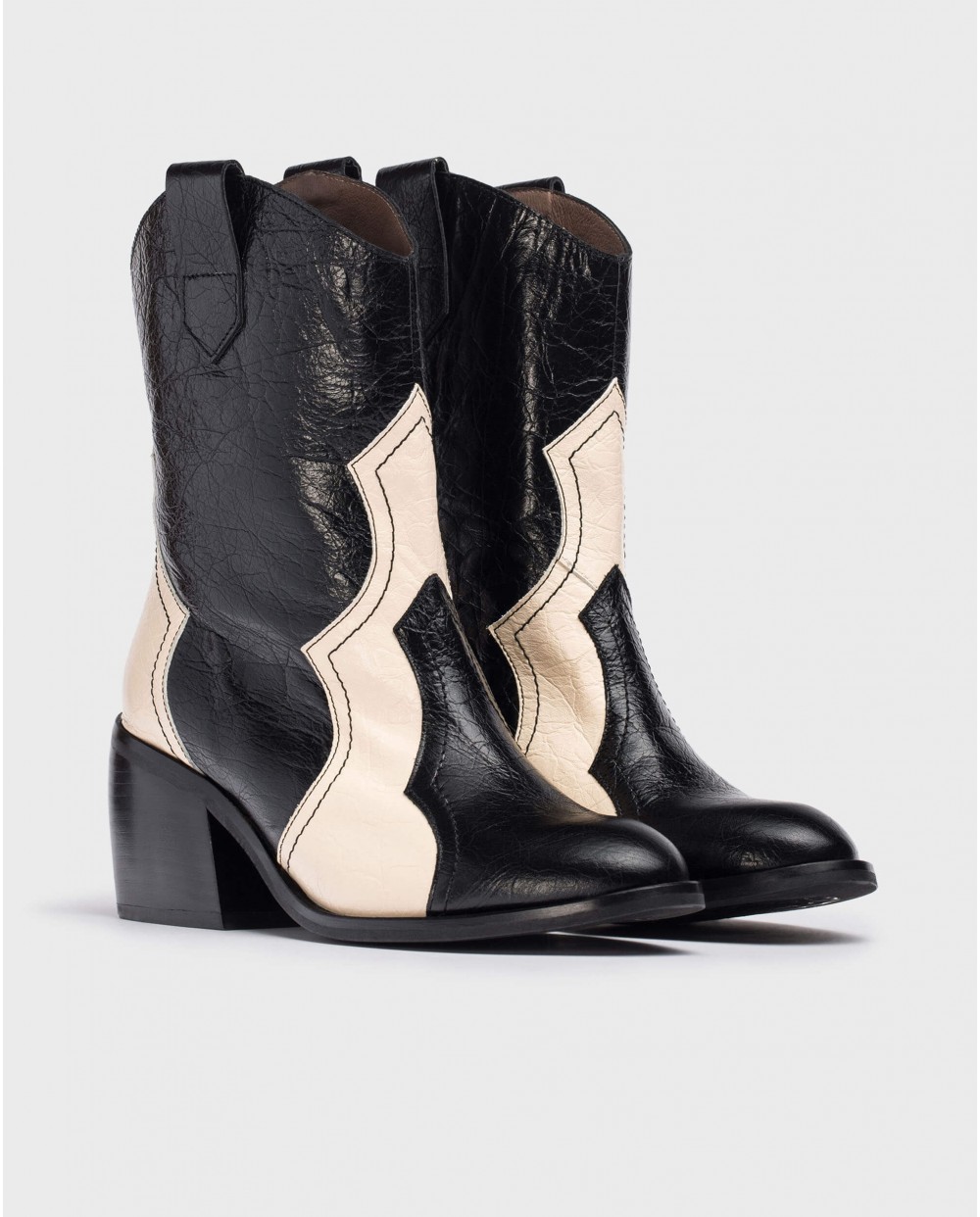 Black COTA ankle boot