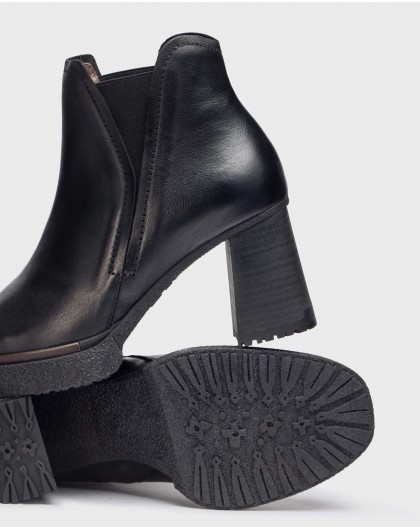 Black MIERA ankle boot