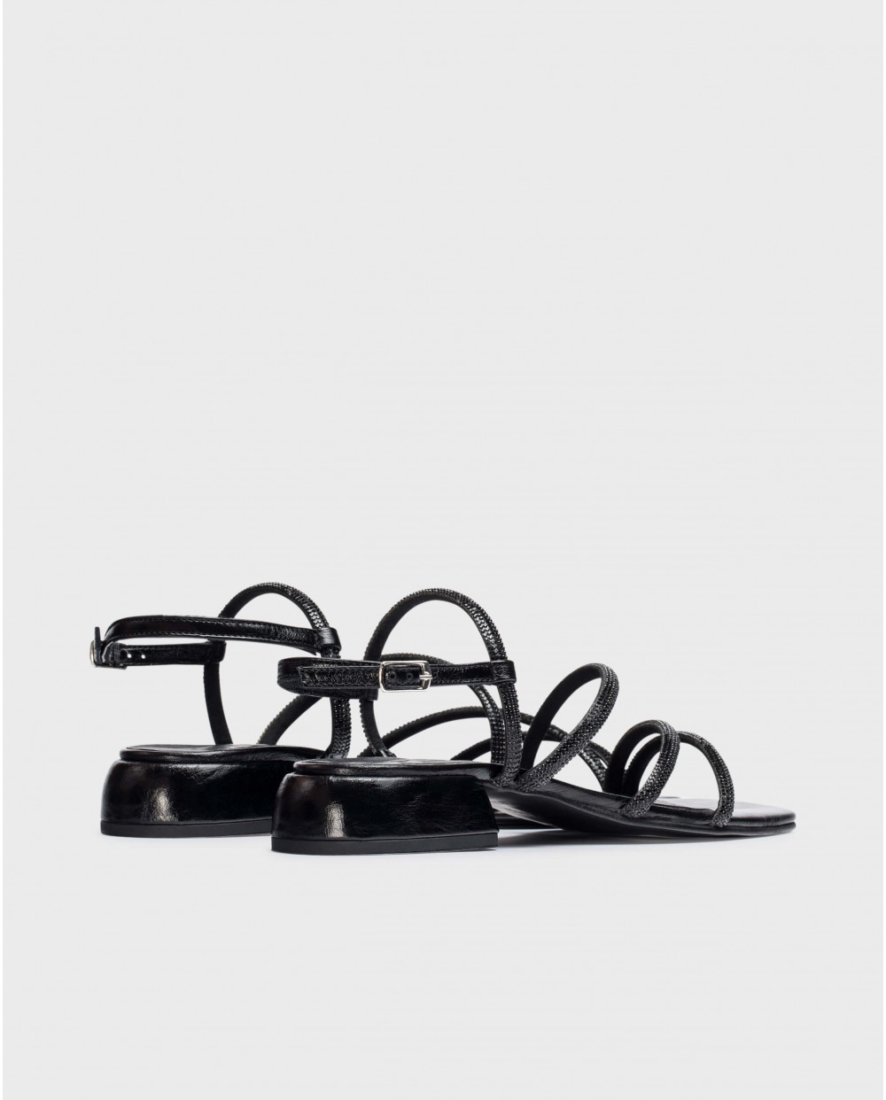 Black Zaida flat sandals