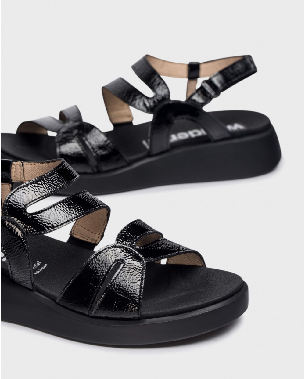 Black Wave sandals