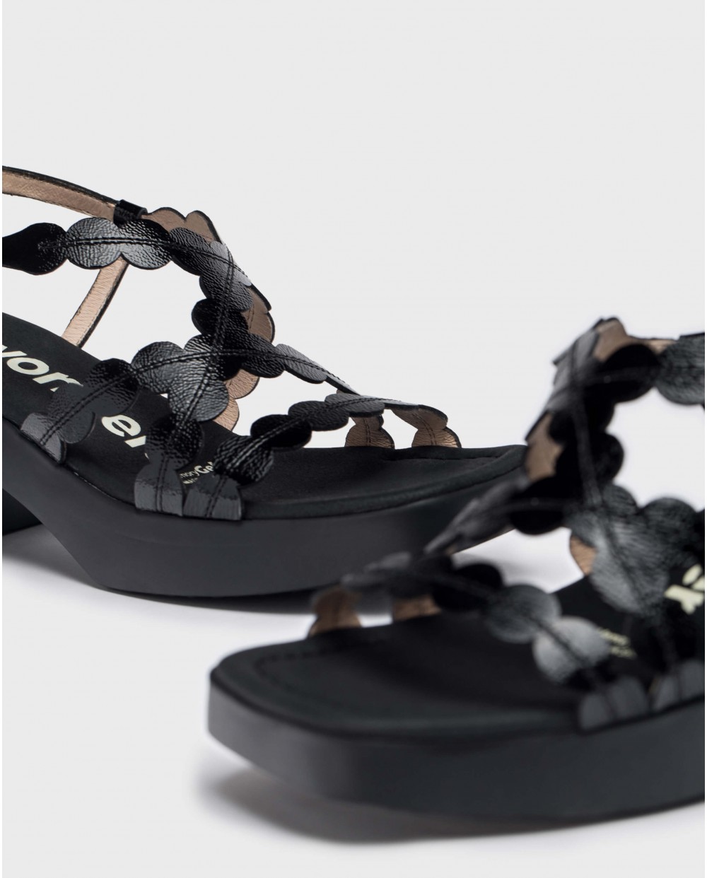 Black Neus heeled sandals