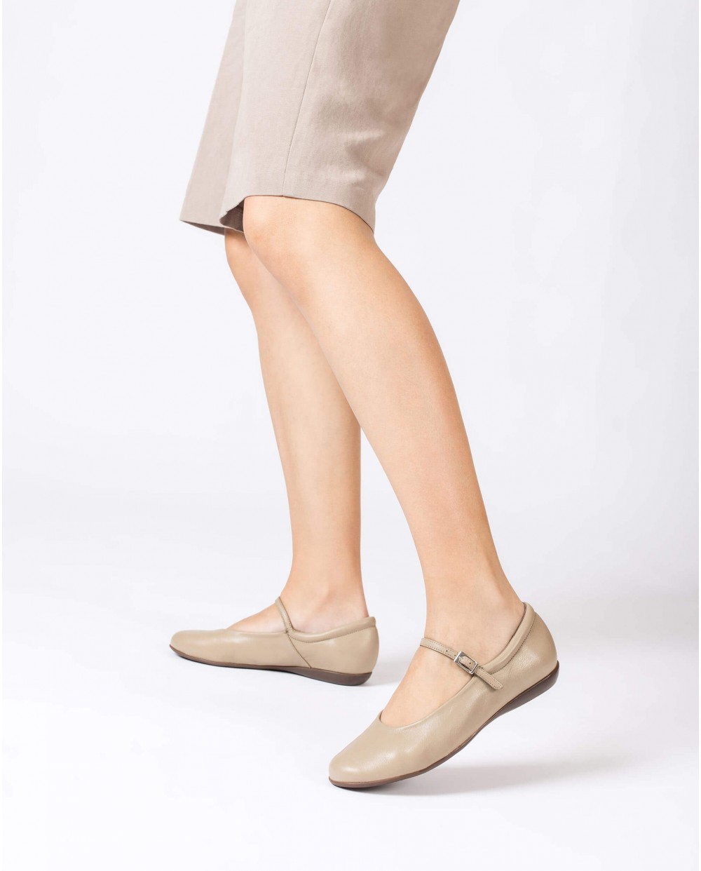 
Brown MONTARI Ballet Flat