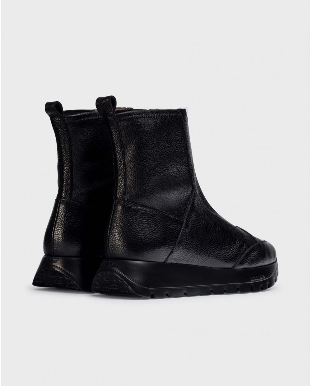 
WALK Black Ankle Boot