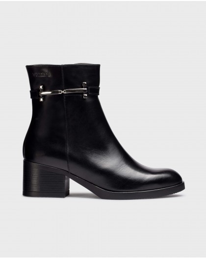 Black PARRAST ankle boot