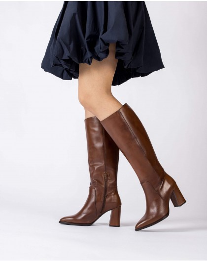 Brown SLAY boots