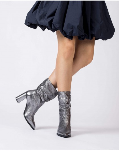 Lead SALMA Ruched Booties