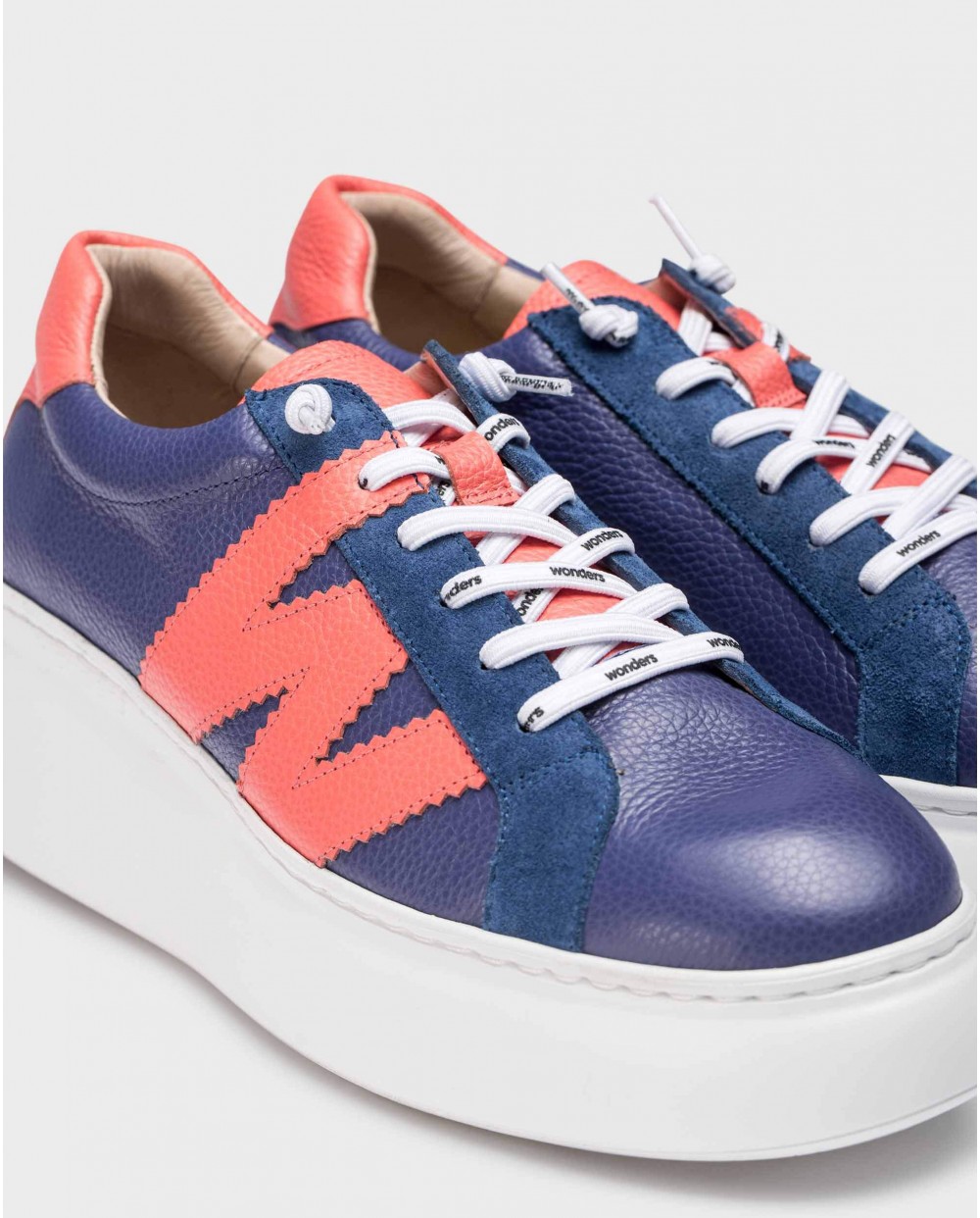 Coral ASTRA Sneakers