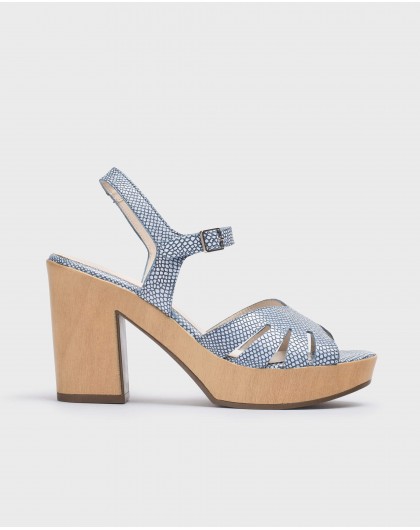 Wonders-Outlet-Sandal with side cut out detail