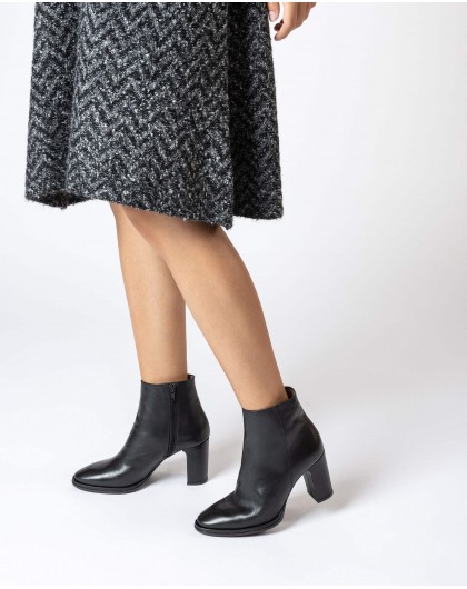 Wonders-Ankle Boots-Black Ostro Ankle boot