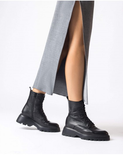Wonders-Ankle Boots-Black leather ATARI ankle boot