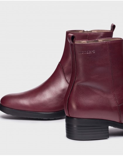 Burgundy Zoe ankle boot