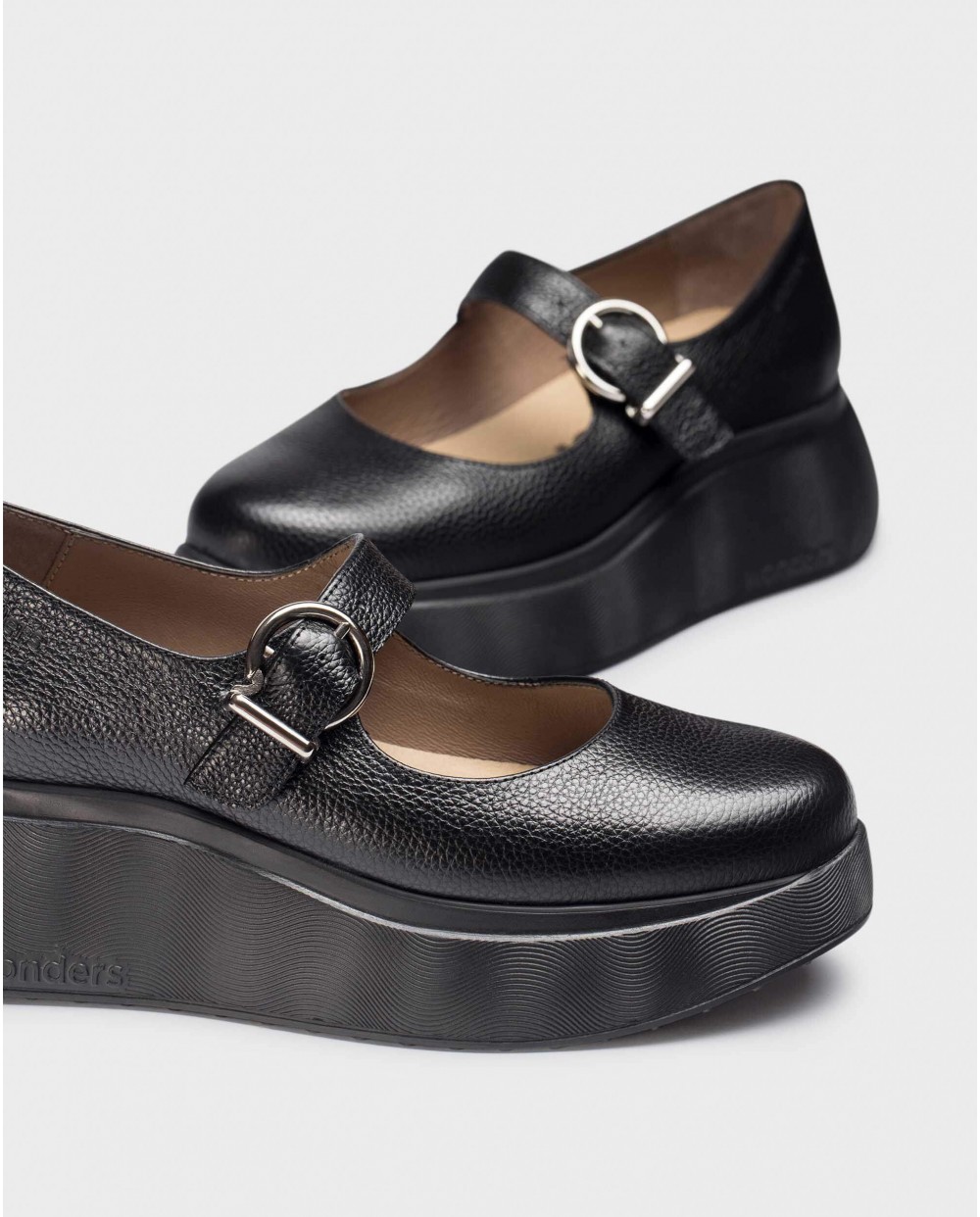 Wonders-Platforms-Black BABY Mary Jane