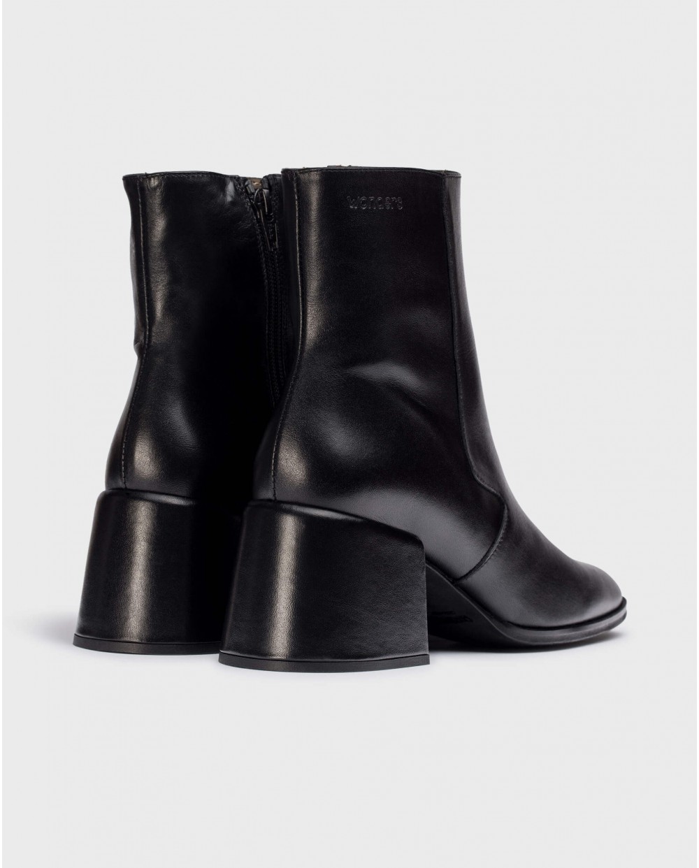 Wonders-Ankle Boots-Black RODOLFO Ankle boots