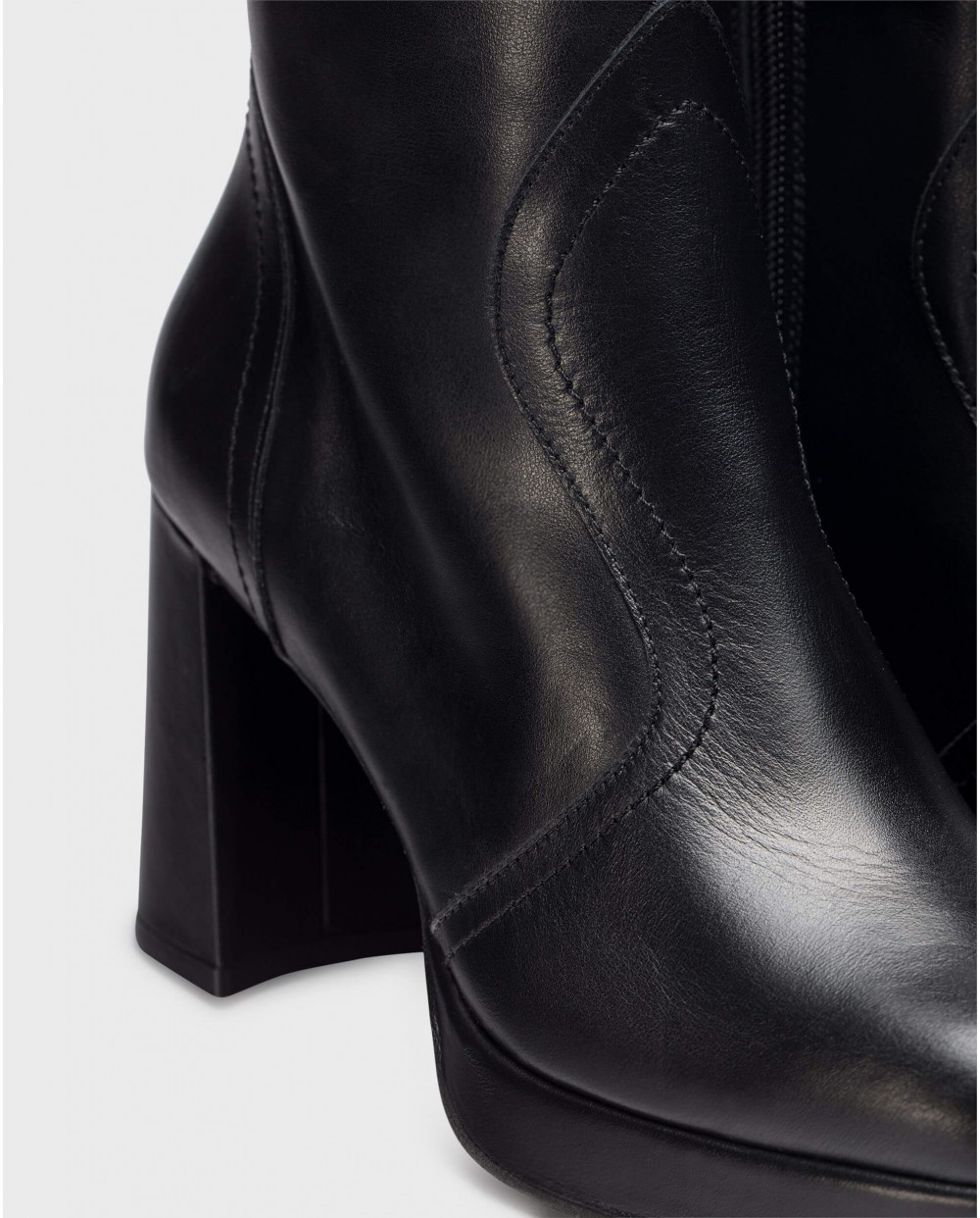 Wonders-Ankle Boots-Black LIPA ankle boots