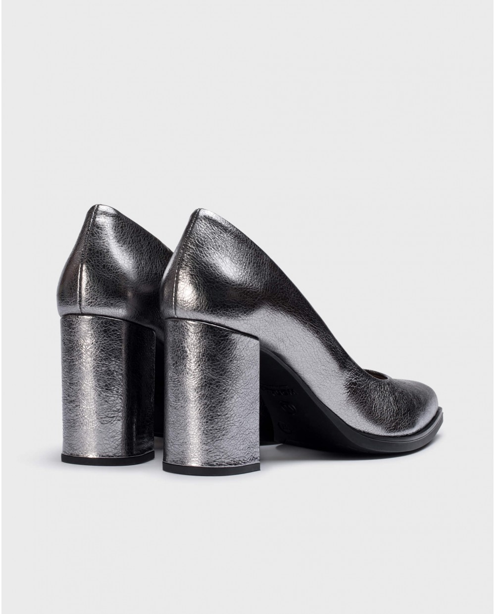 Wonders-Heels-Lead ICONIC Shoe