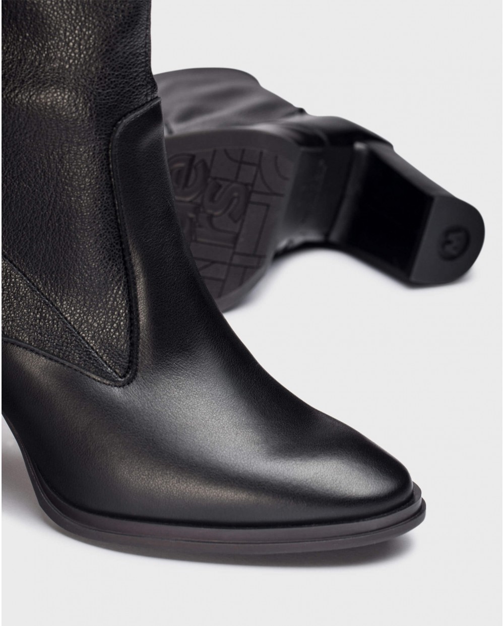 Black ALIVE Ankle Boots