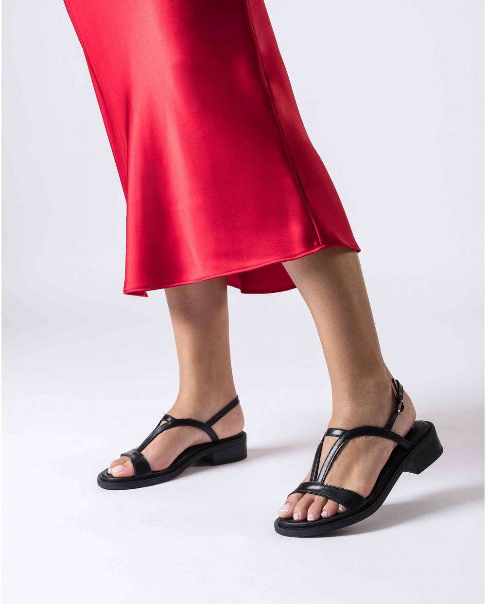 Black ANAHI Sandal