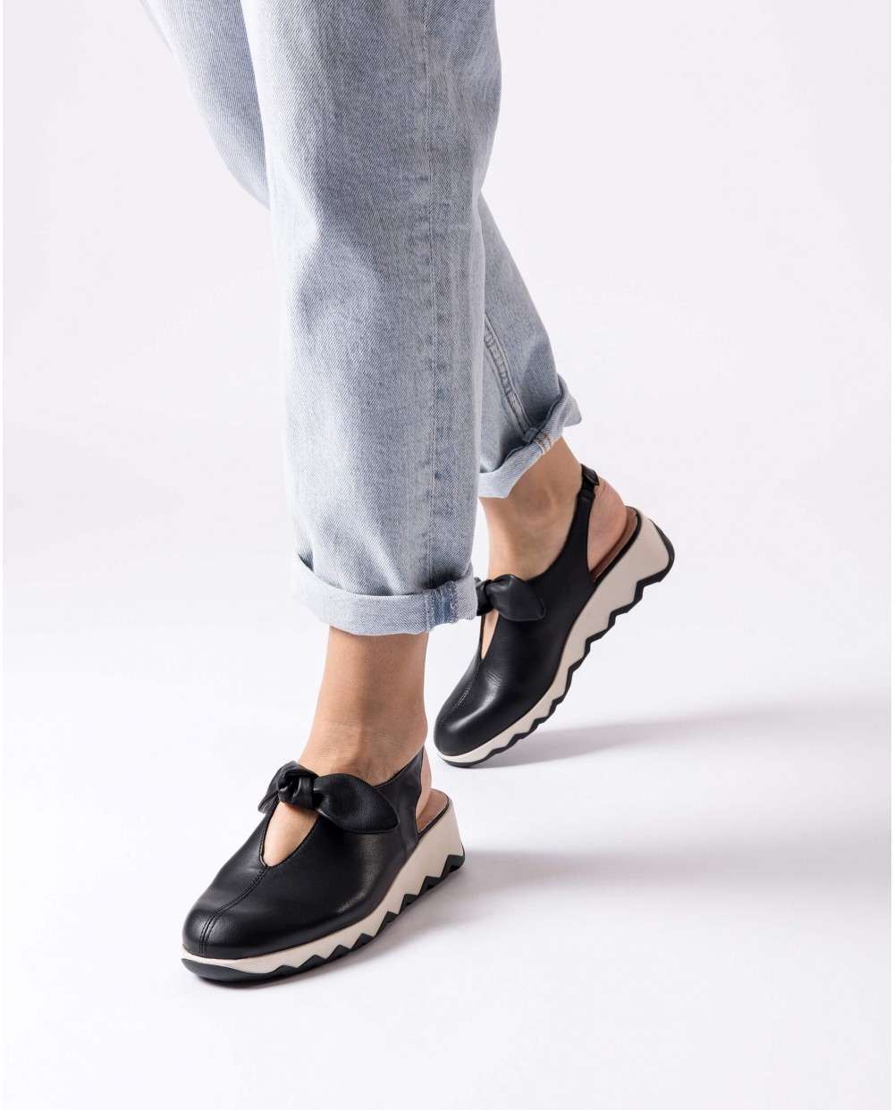 Black AIXA Slingback