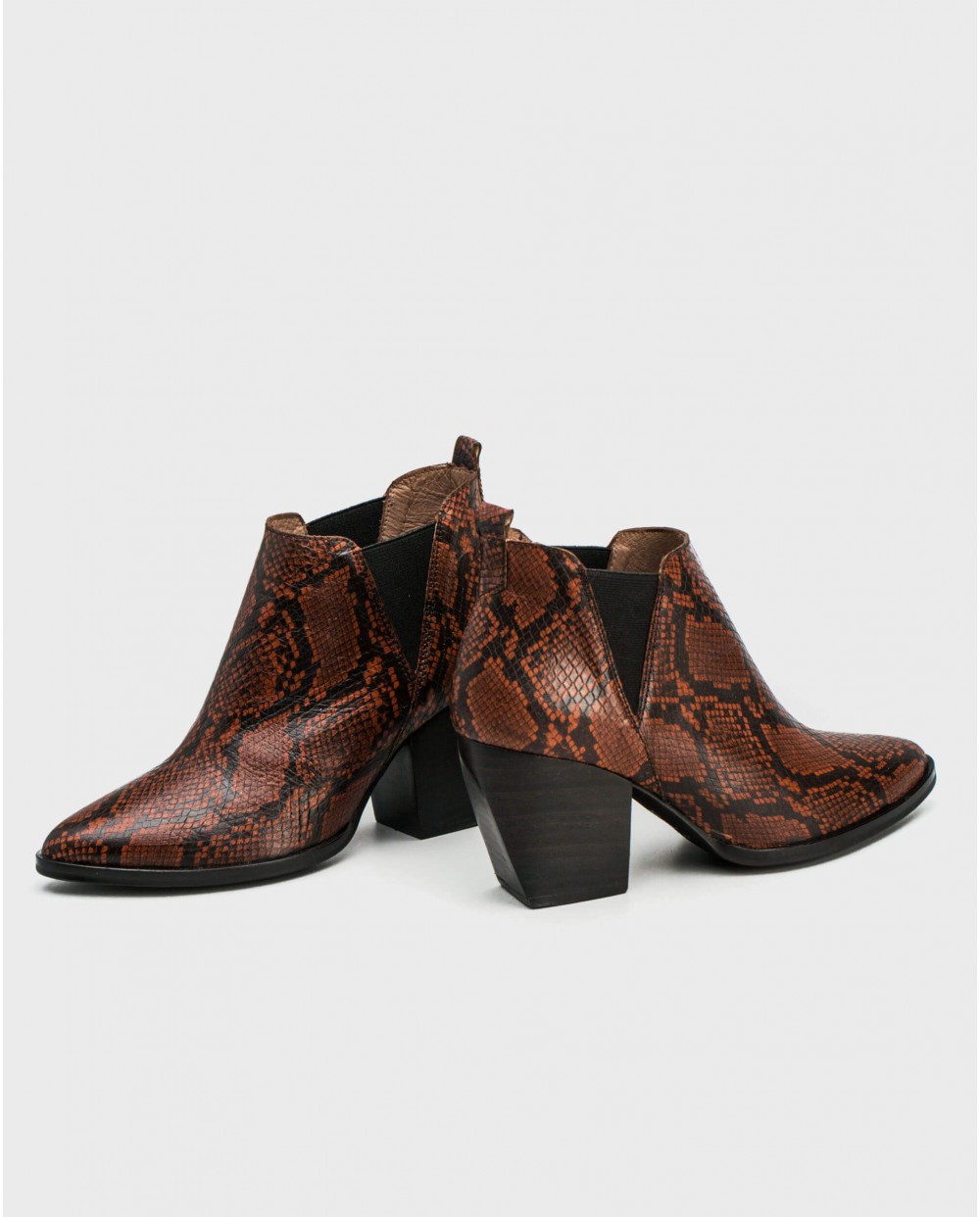 Wonders-Outlet-Animal print cowboy ankle boot