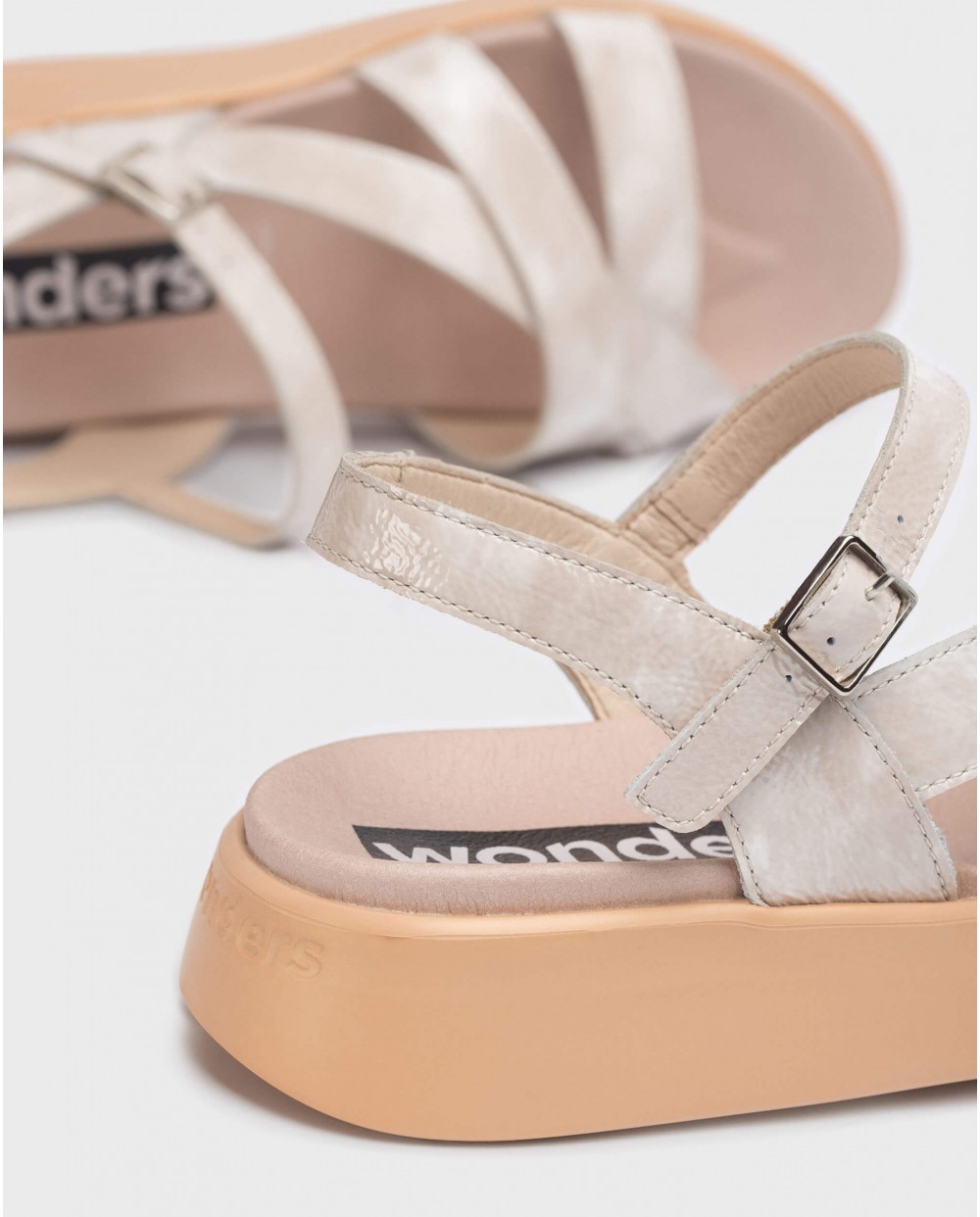 Wonders-Flat Shoes-Brown Folk Sandal