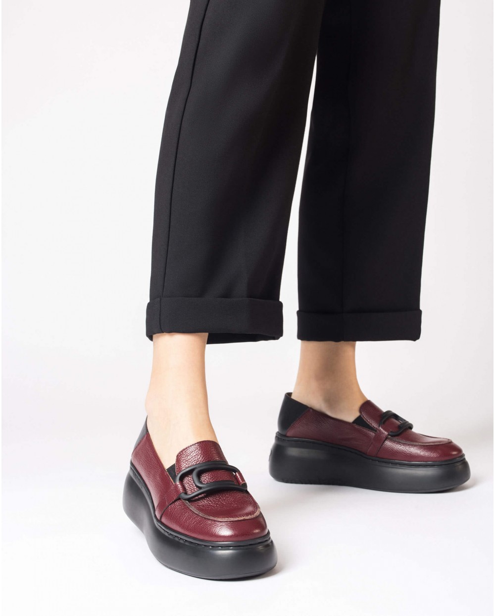 Wonders-Loafers-Burgundy Nora loafers