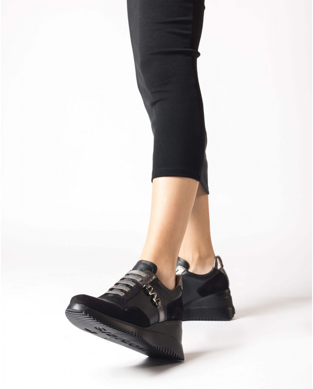 Wonders-Women shoes-Black EVA sneaker