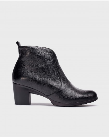 Black textured leather ankle boot