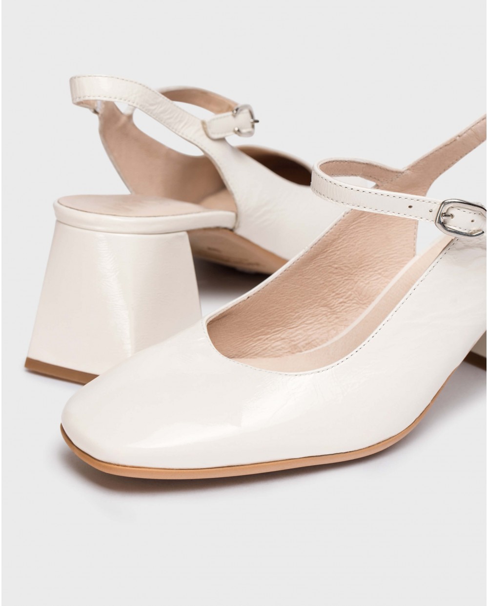 Wonders-Heels-White Jane slingback sandals