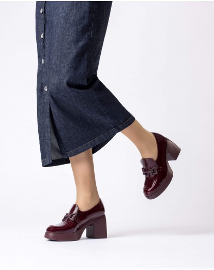 Wonders-Platforms-Burgundy FRAU Loafer