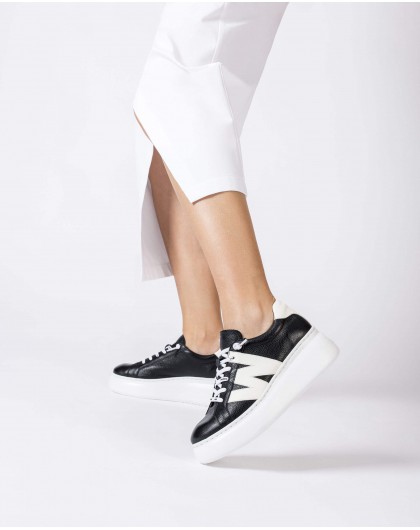 Wonders-Sneakers-Black DORITA Sneaker