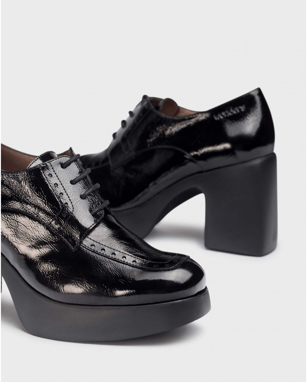 Wonders-Platforms-Black MERCEDES shoes