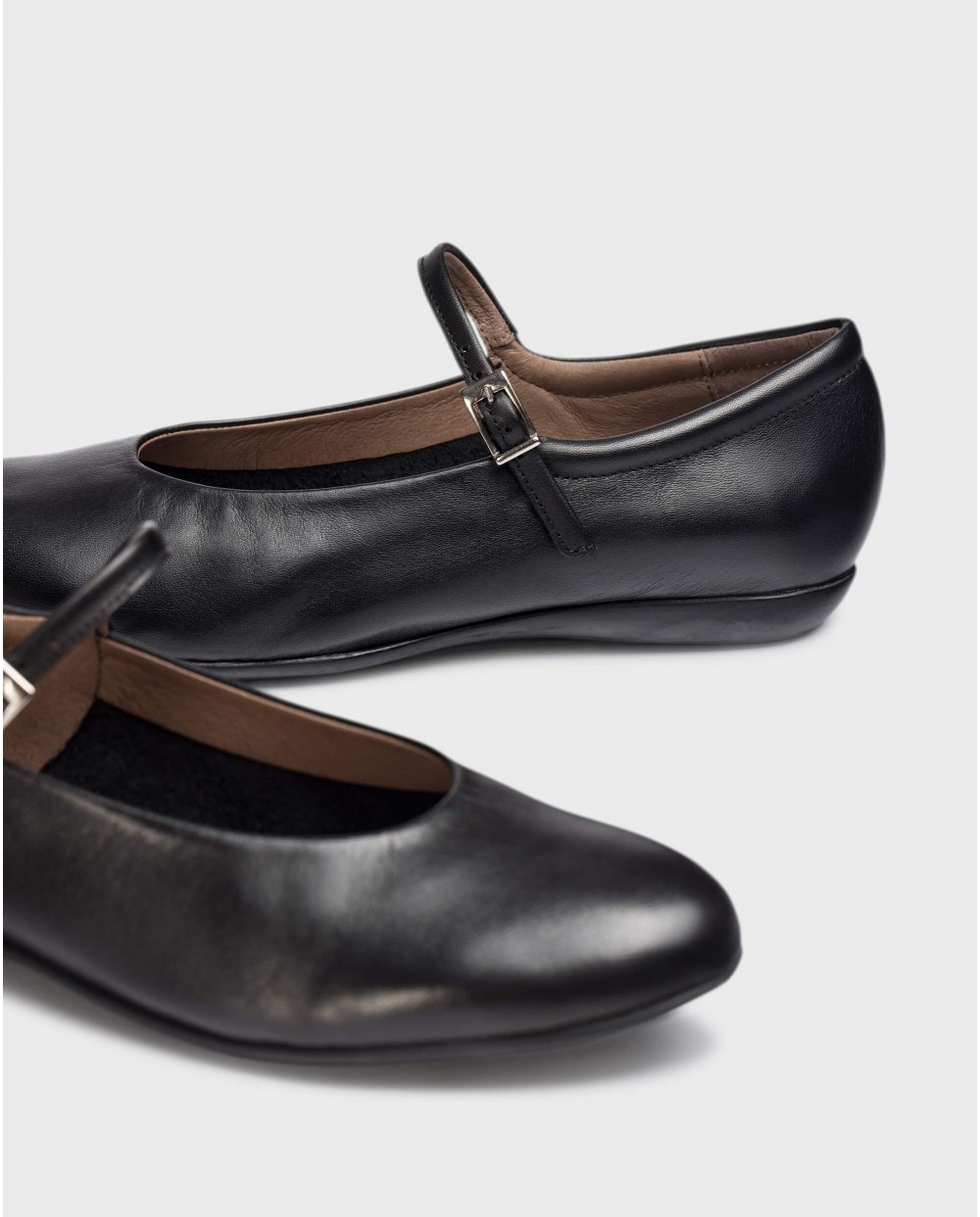 
Black MONTARI Ballet Flat