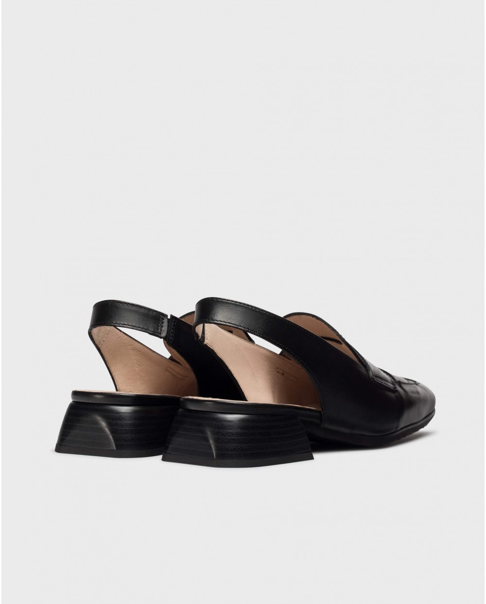 Wonders-Flat Shoes-Black RENATA Jelly Sandal