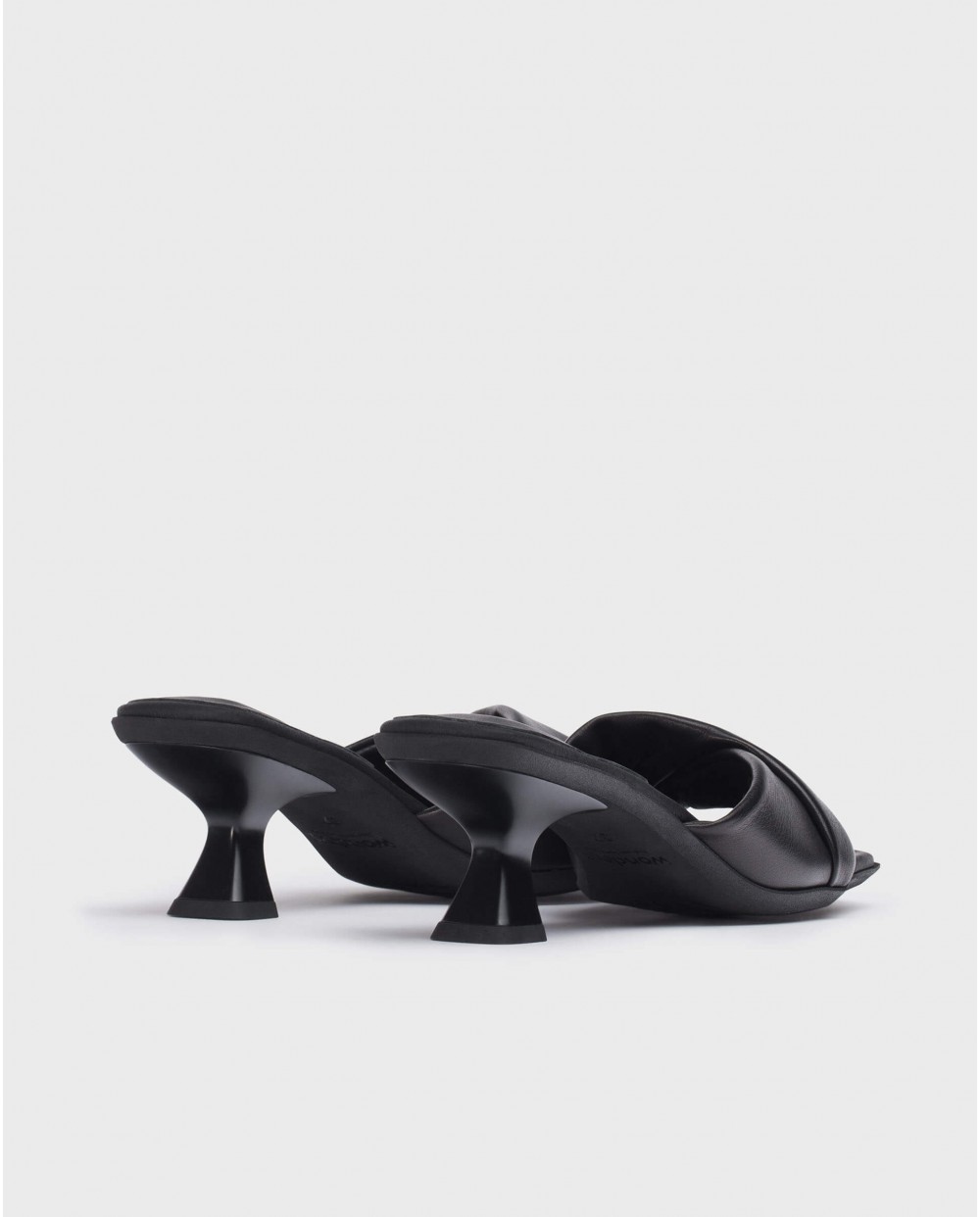 Wonders-Outlet-Mules GLOW Negro